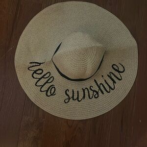 NWOT hello sunshine straw beach pool summer floppy hat